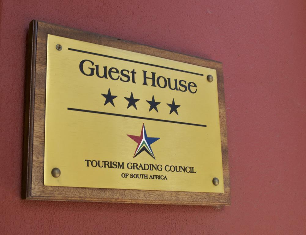 African Moon Corporate House Kempton Park Bagian luar foto